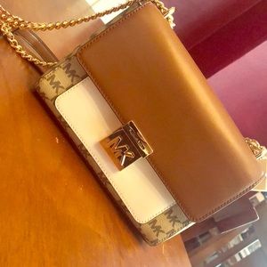 Michael Kors Mindy bag NWT